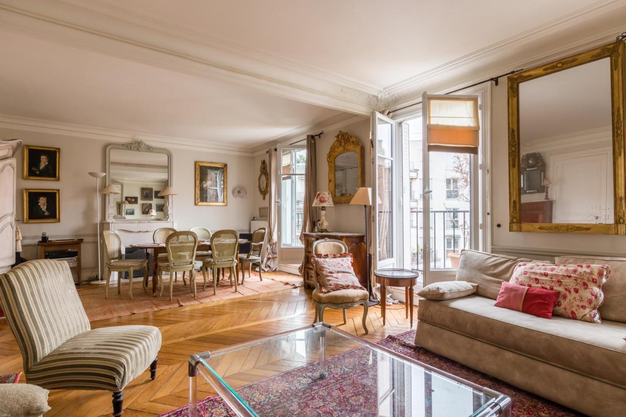 Apartamento Veeve - Charming Mirabeau París Exterior foto