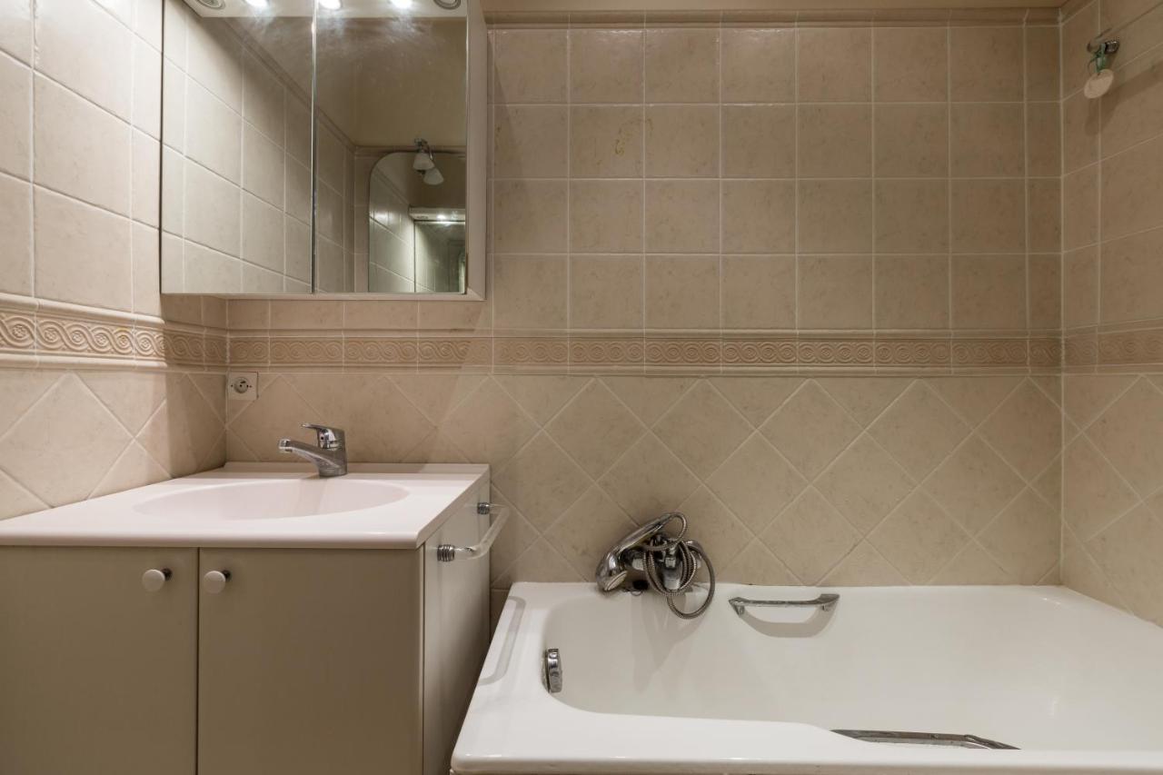 Apartamento Veeve - Charming Mirabeau París Exterior foto