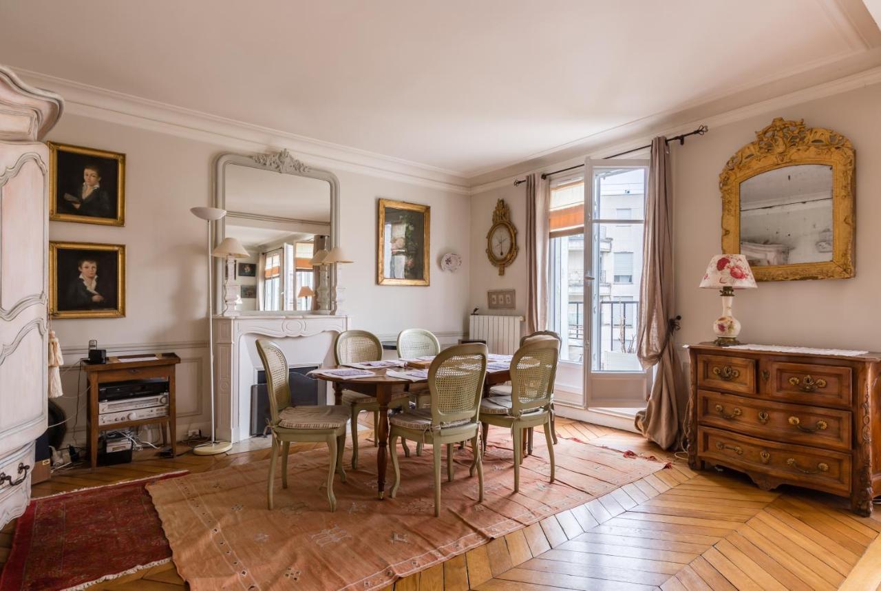 Apartamento Veeve - Charming Mirabeau París Exterior foto